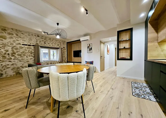 Apartment Le Rempart - T3 Dans Vieil *