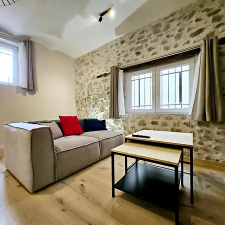 Le Rempart - T3 Dans Vieil Antibes